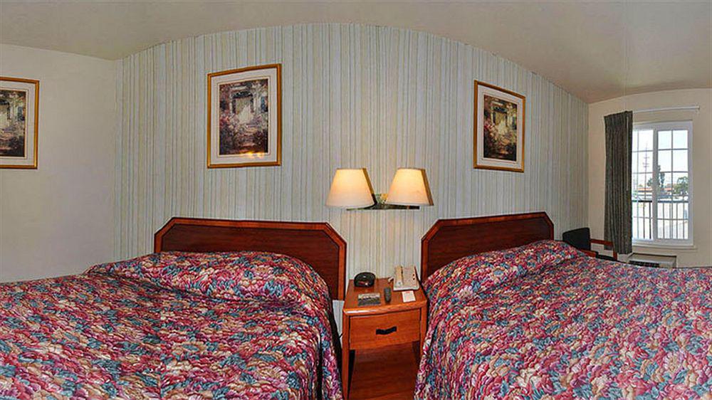 Econo Lodge Salinas Exterior foto