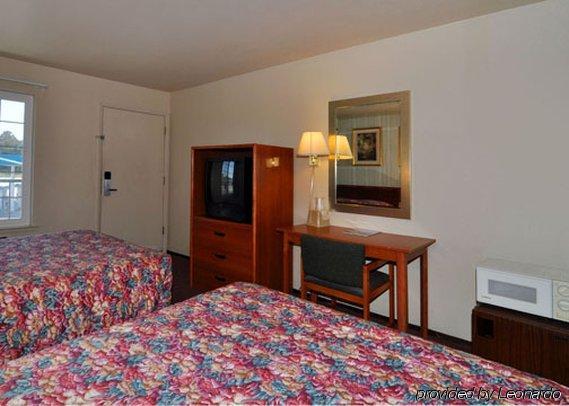 Econo Lodge Salinas Habitación foto